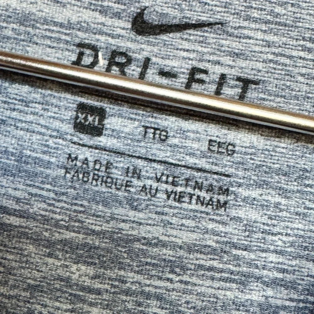 Nike Gray Cropped Relaxed Hoodie